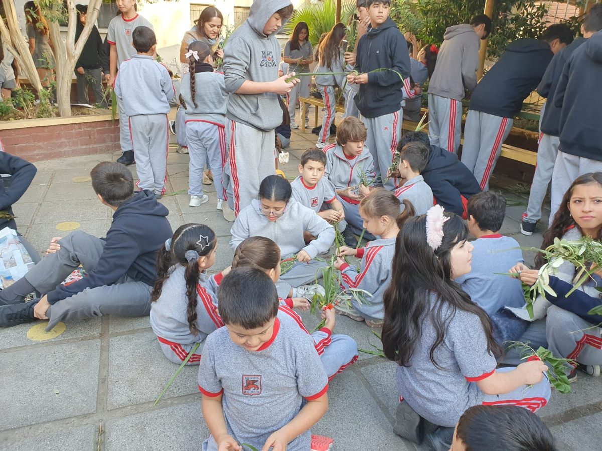 Fiesta de los Ramos. Confección y bendición de los ramos.