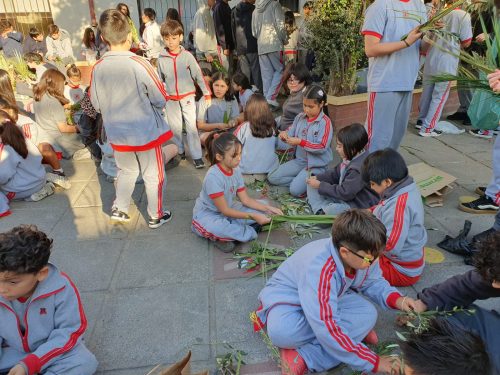 Fiesta de los Ramos. Confección y bendición de los ramos.