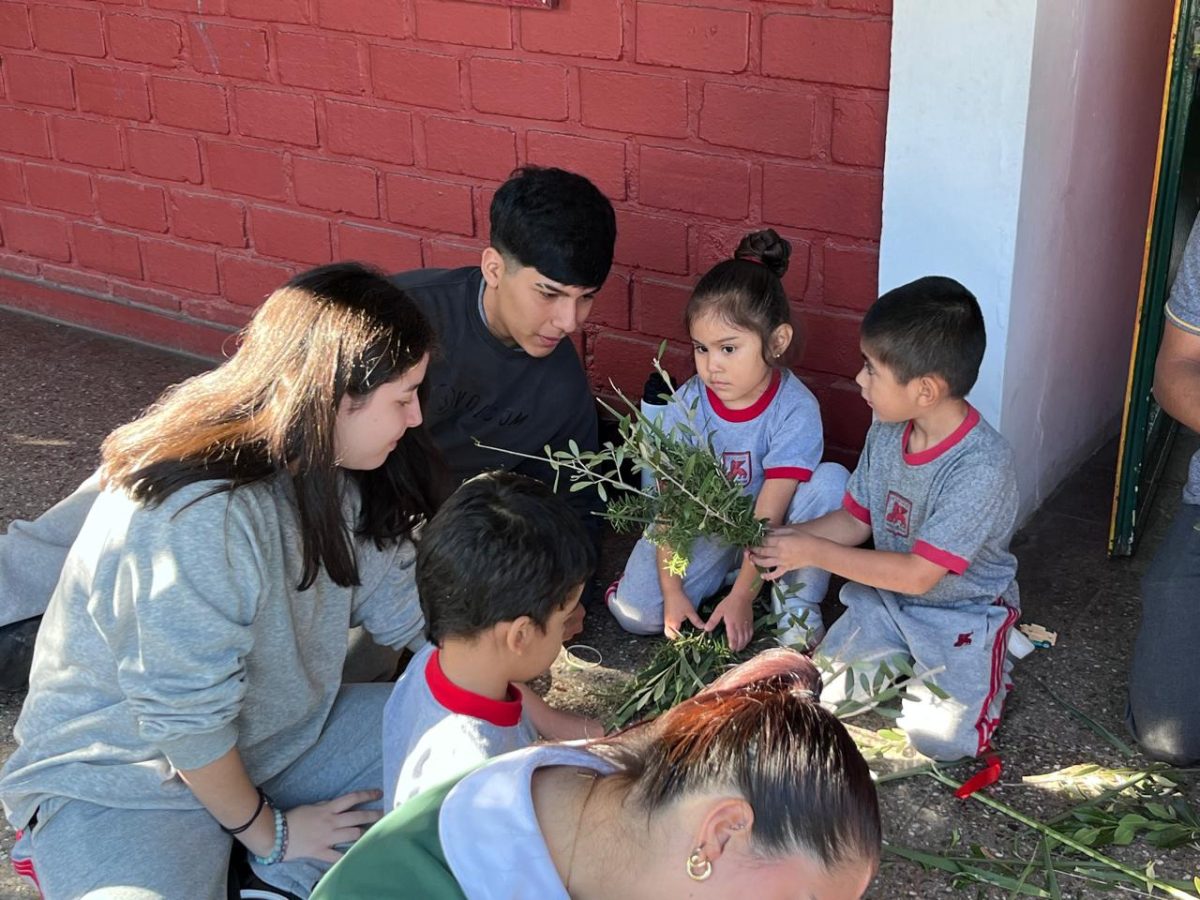 Fiesta de los Ramos. Confección y bendición de los ramos.