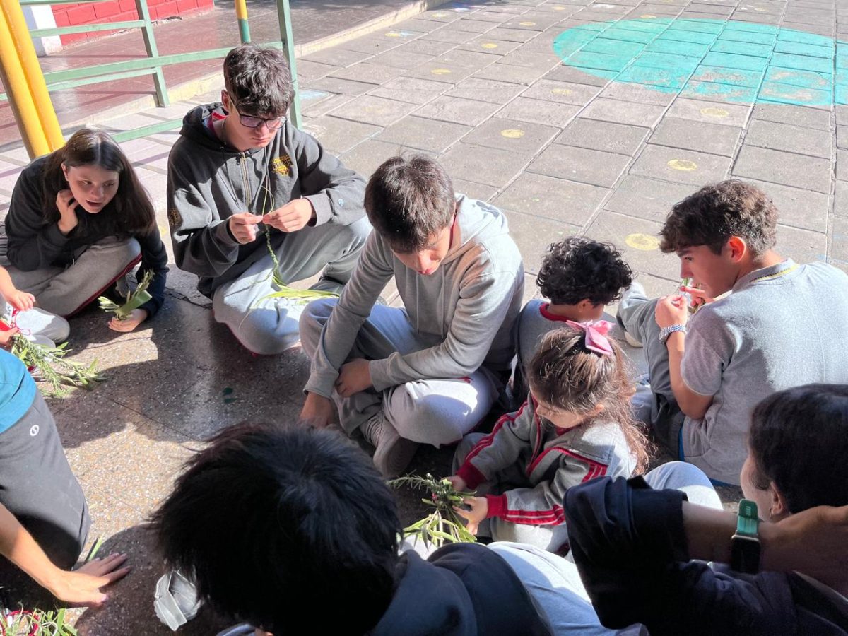 Fiesta de los Ramos. Confección y bendición de los ramos.