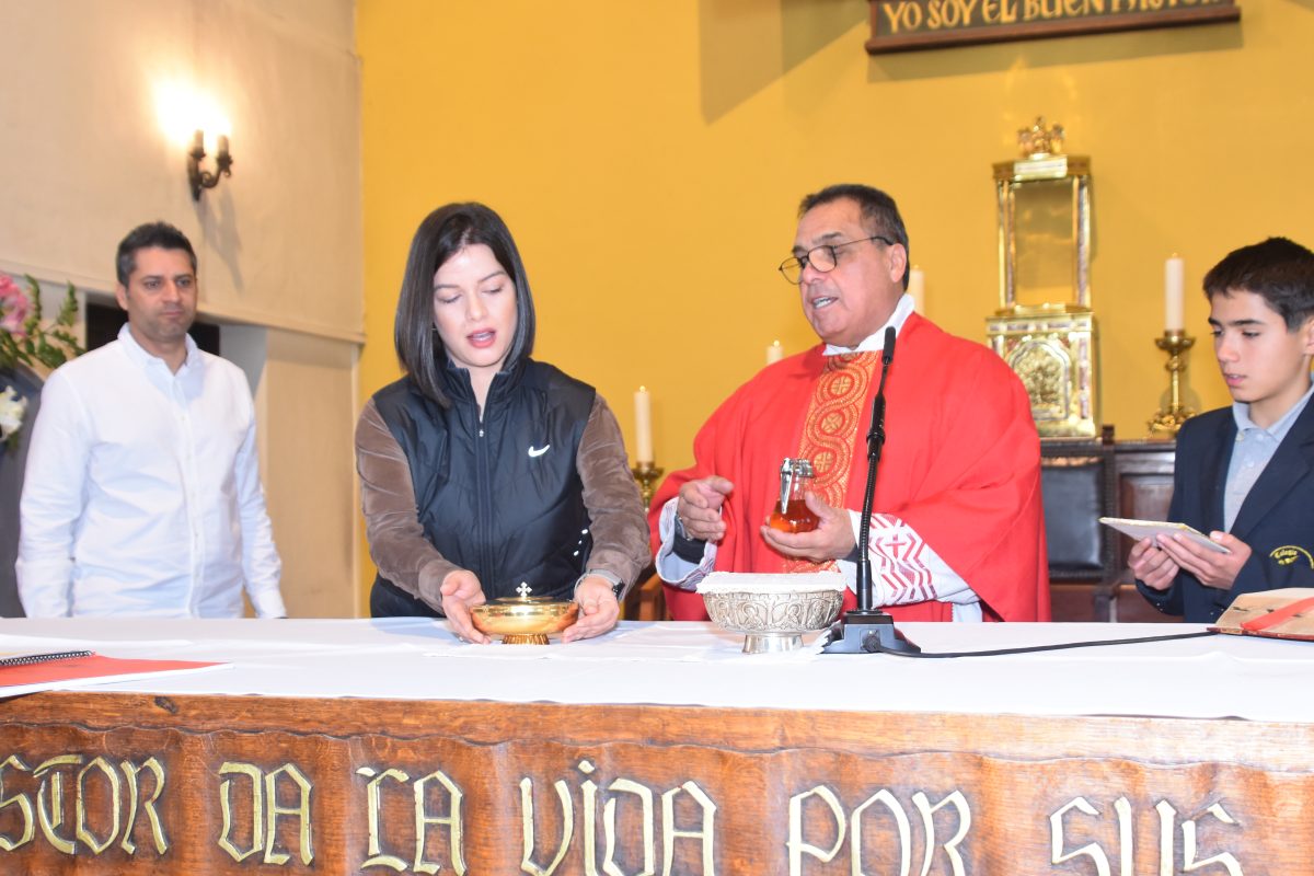 Comunidad del Colegio San Marcos celebra 73 años con emotiva Eucaristía y Primeras Comuniones