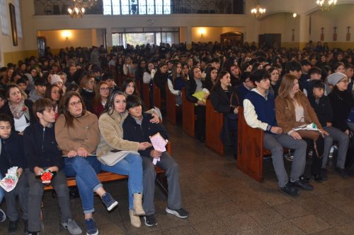 Celebraciones del Día de la Madre 2026 de 8° Básico a IV Medio