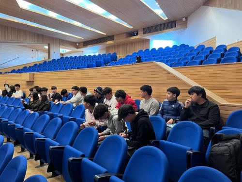Una jornada de inspiración y futuro: IV Medio visita la Universidad Adolfo Ibáñez