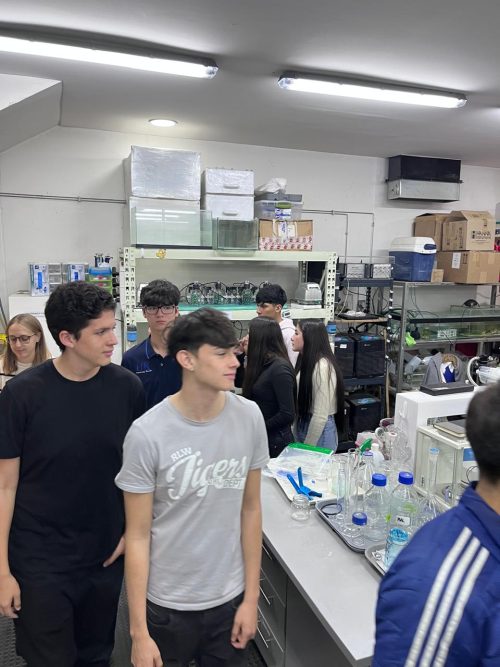 Una jornada de inspiración y futuro: IV Medio visita la Universidad Adolfo Ibáñez