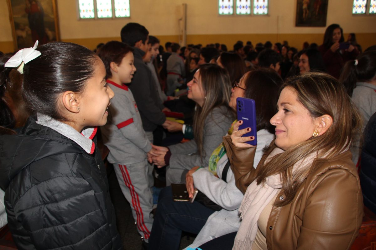 Celebraciones del Día de la Madre 2026 Medio Mayor a 2° Básico