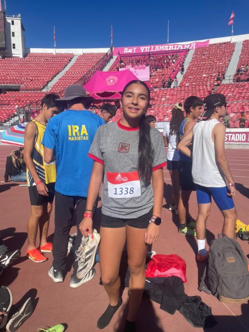 Destacada participación de nuestros estudiantes en campeonato nacional escolar de atletismo