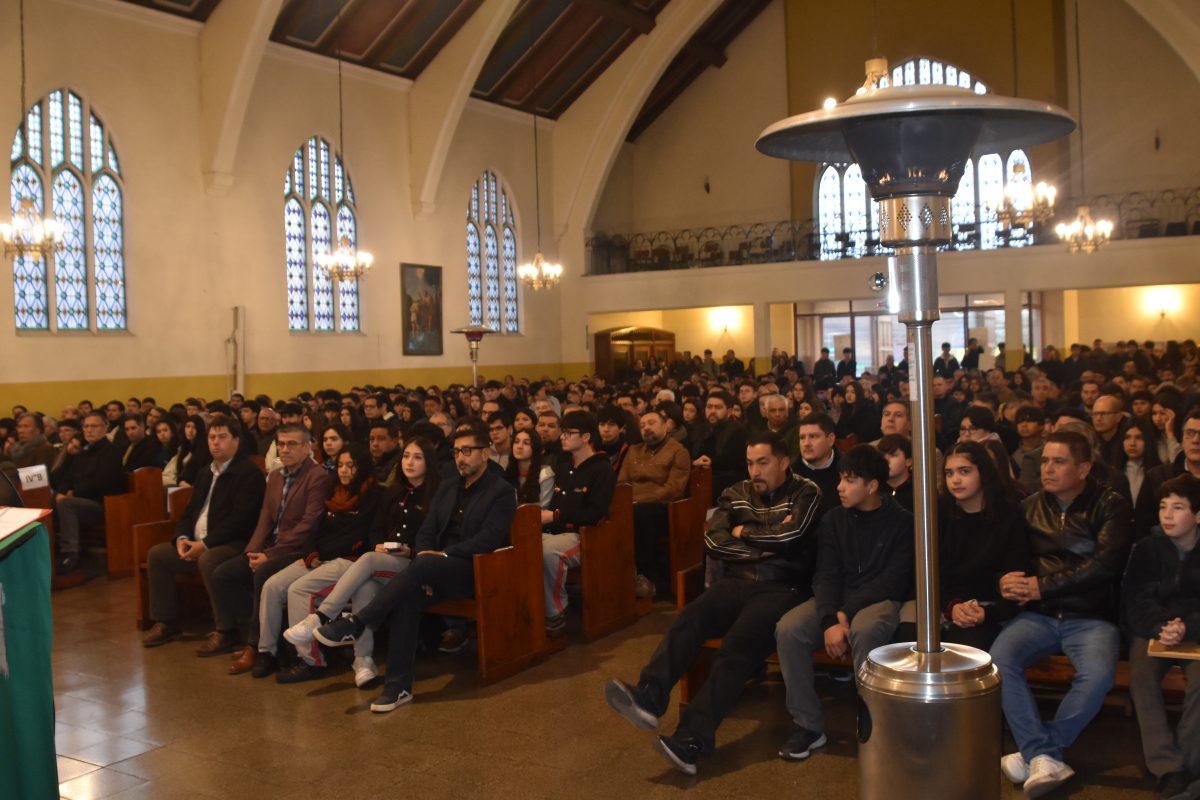 celebraciones de liturgias día del padre 8° Básico a IV Medio