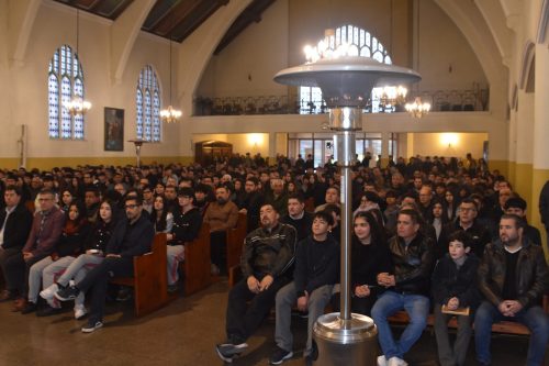Comunidad educativa celebra el Día del Padre con emotivas liturgias