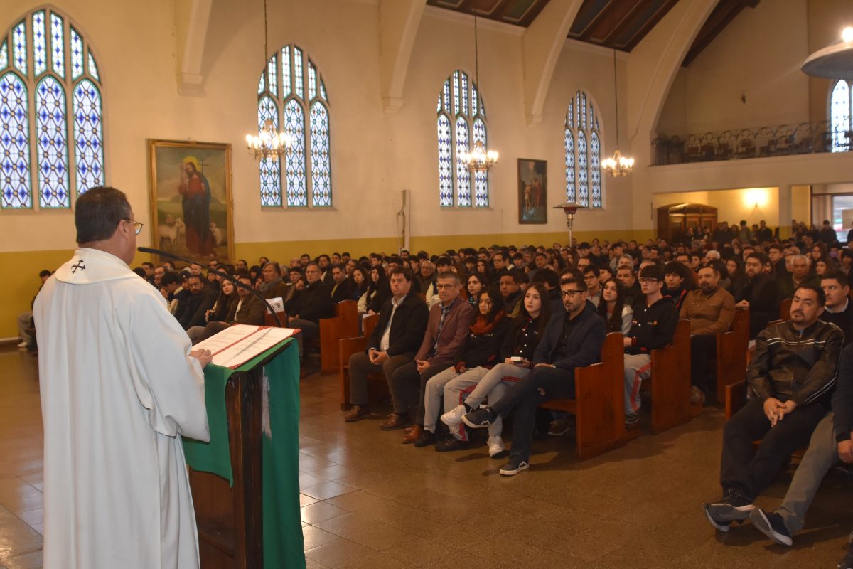 celebraciones de liturgias día del padre 8° Básico a IV Medio