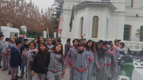Estudiantes de 5° Básico B realizan visita pedagógica al Museo Histórico de Carabineros