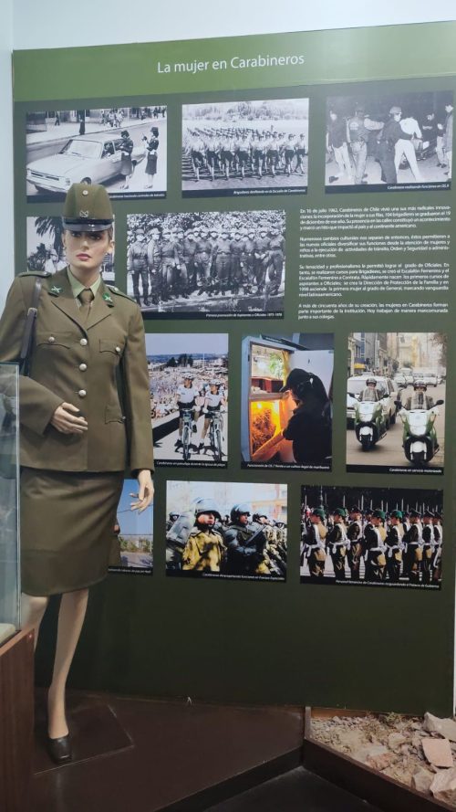 Estudiantes de 5° Básico B realizan visita pedagógica al Museo Histórico de Carabineros