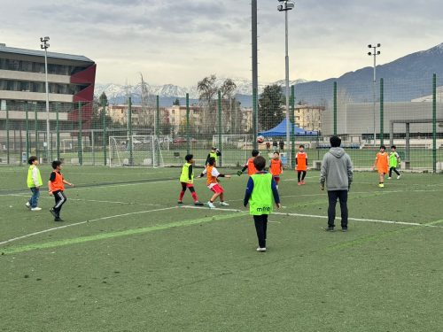 Encuentro amistoso de fútbol premini en una jornada llena de alegría