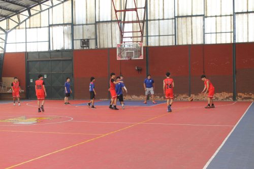 Destacada participación de nuestros estudiantes en Juegos Escolares de Básquetbol