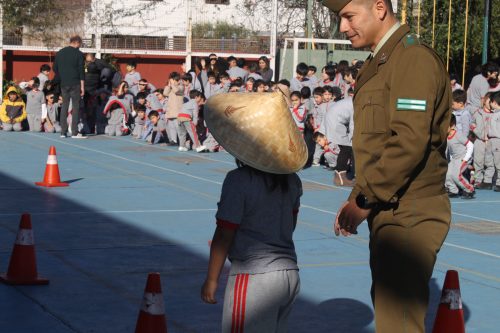 Visita de la Escuela de Adiestramiento de Carabineros de Chile