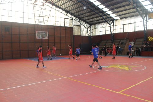 Destacada participación de nuestros estudiantes en Juegos Escolares de Básquetbol