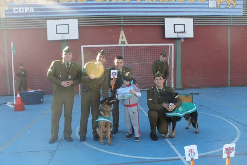 Visita de la Escuela de Adiestramiento de Carabineros de Chile
