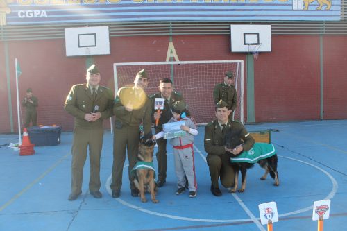 Visita de la Escuela de Adiestramiento de Carabineros de Chile
