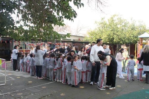 ¡ÉXITO TOTAL EN NUESTRA VENTA SOLIDARIA DE JUGUETES!