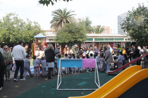 ¡ÉXITO TOTAL EN NUESTRA VENTA SOLIDARIA DE JUGUETES!