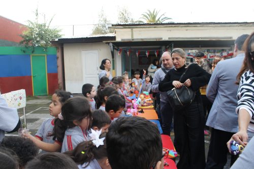 ¡ÉXITO TOTAL EN NUESTRA VENTA SOLIDARIA DE JUGUETES!
