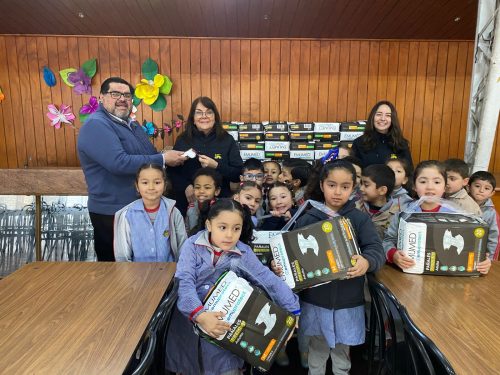 ¡Pequeños grandes corazones! Alumnos de primer ciclo llevan ayuda al Hogar “El Atardecer”