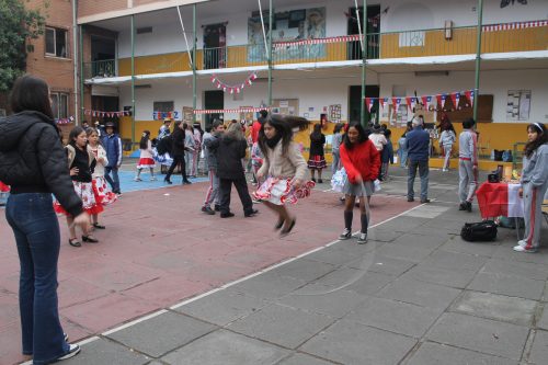 CELEBRACIÓN DE FIESTAS PATRIAS EN NUESTRO COLEGIO