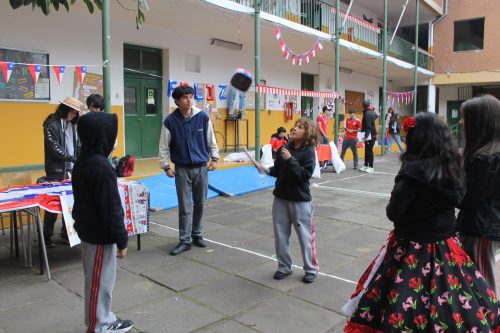 CELEBRACIÓN DE FIESTAS PATRIAS EN NUESTRO COLEGIO