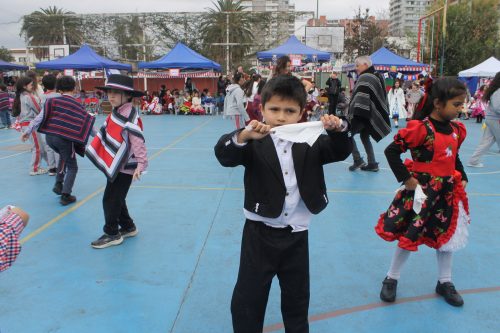 CELEBRACIÓN DE FIESTAS PATRIAS EN NUESTRO COLEGIO