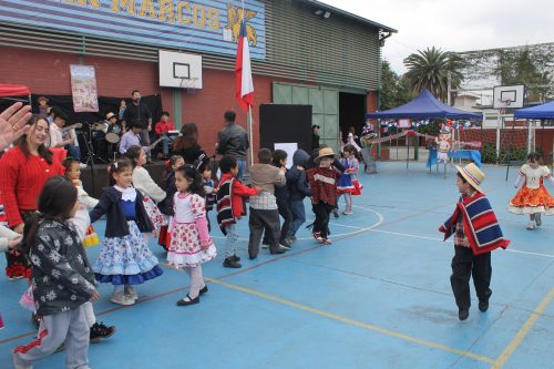 CELEBRACIÓN DE FIESTAS PATRIAS EN NUESTRO COLEGIO