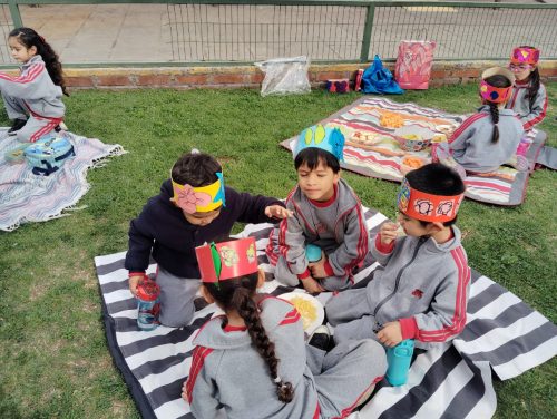 Preescolar da la bienvenida a la primavera
