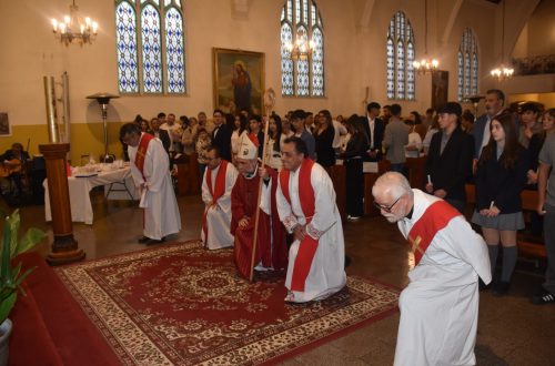 Misa de confirmación 28 estudiantes de nuestro colegio reciben su confirmación