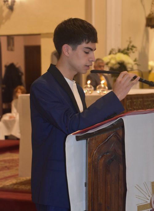 Misa de confirmación 28 estudiantes de nuestro colegio reciben su confirmación