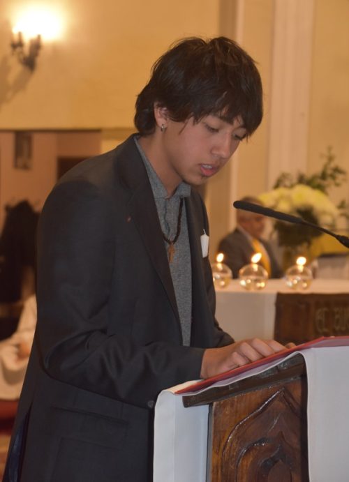 Misa de confirmación 28 estudiantes de nuestro colegio reciben su confirmación