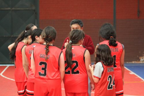 Colegio San Marcos obtiene el 4.° lugar en las Olimpiadas de Básquetbol Boston Educa