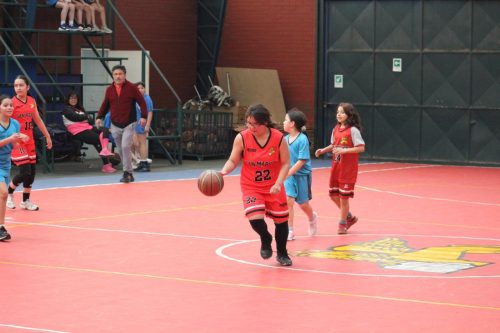 Colegio San Marcos obtiene el 4.° lugar en las Olimpiadas de Básquetbol Boston Educa