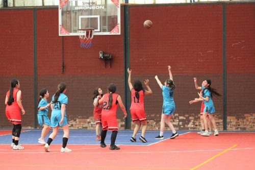 Colegio San Marcos obtiene el 4.° lugar en las Olimpiadas de Básquetbol Boston Educa