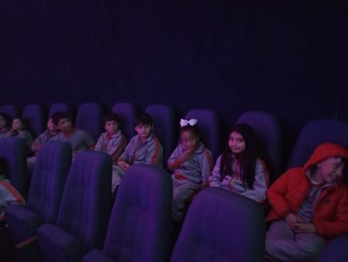 Estudiantes de 3° Básico vivieron una entretenida experiencia en el Planetario