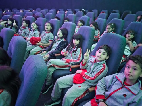 Estudiantes de 3° Básico vivieron una entretenida experiencia en el Planetario
