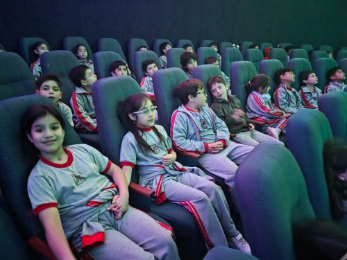 Estudiantes de 3° Básico vivieron una entretenida experiencia en el Planetario