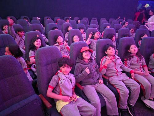 Estudiantes de 3° Básico vivieron una entretenida experiencia en el Planetario