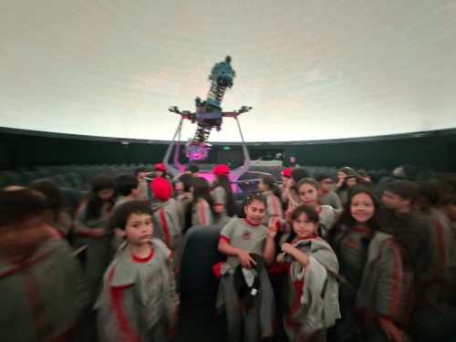 Estudiantes de 3° Básico vivieron una entretenida experiencia en el Planetario