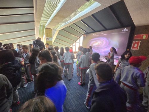 Estudiantes de 3° Básico vivieron una entretenida experiencia en el Planetario