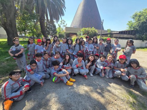 Estudiantes de 3° Básico vivieron una entretenida experiencia en el Planetario