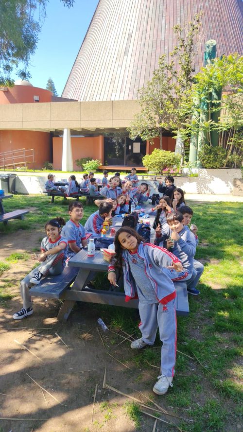 Estudiantes de 3° Básico vivieron una entretenida experiencia en el Planetario